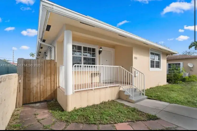 4 bedroom 2 bath Residential for sale at 701 NE 6th St, Hallandale Beach FL 33009
