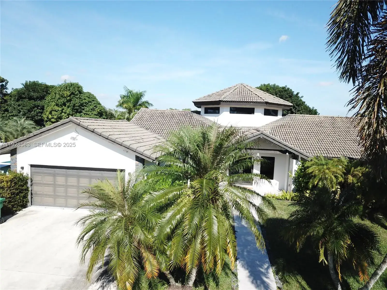 4 bedroom 4 bath Residential Lease for rent at 18901 SW 50th ST, Southwest Ranches FL 33332