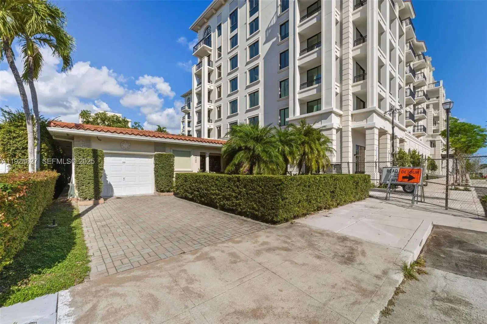 2 bedroom 2 bath Residential for sale at 345 Malaga Ave, Coral Gables FL 33134