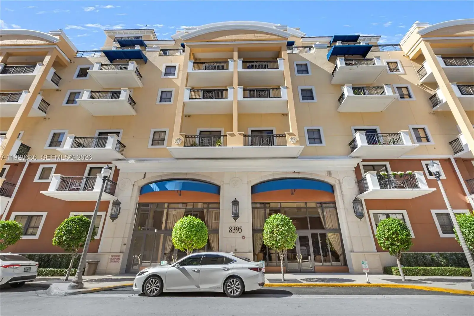 1 bedroom 1 bath Residential for sale at 8395 SW 73rd Ave # 105, Miami FL 33143
