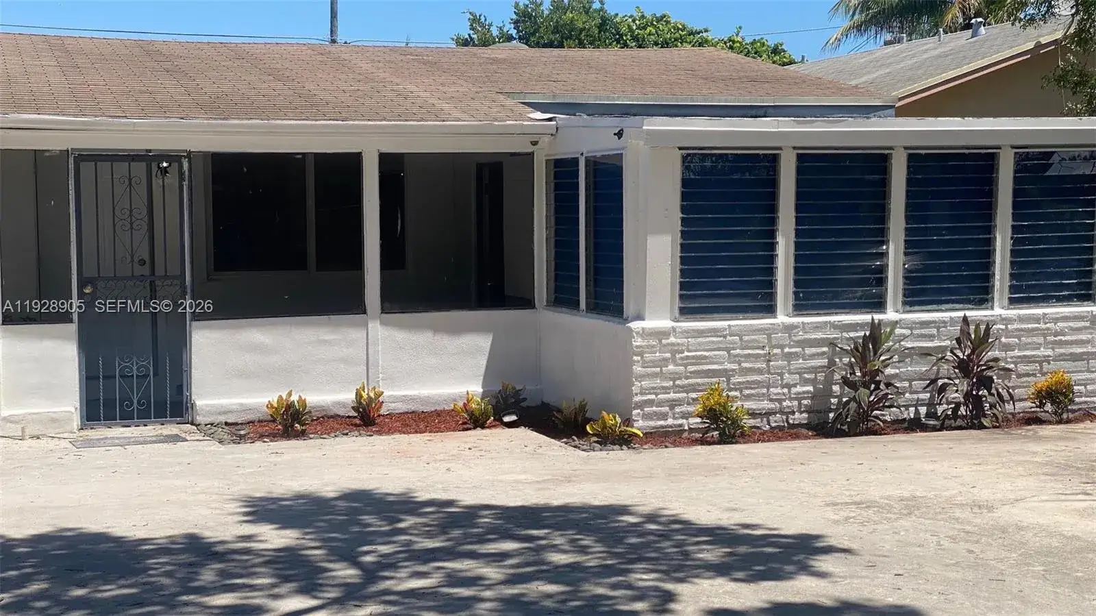 3 bedroom 2 bath Residential for sale at 1947 Garfield St, Hollywood FL 33020