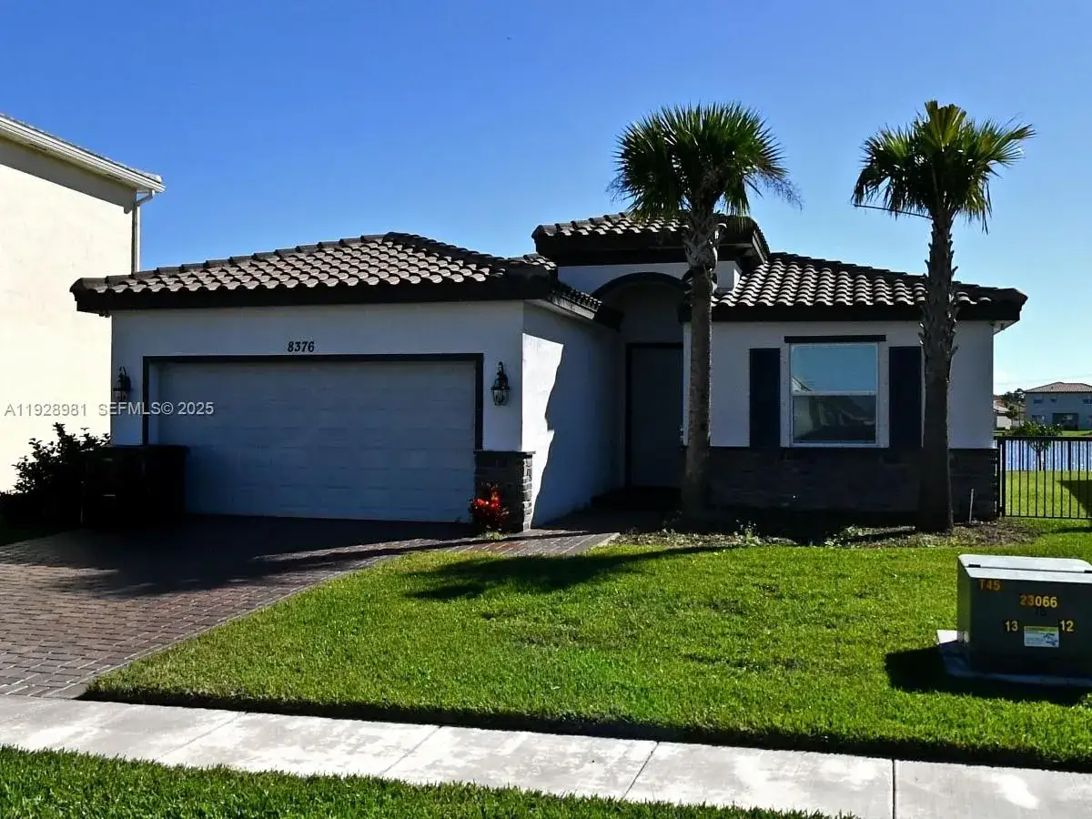 3 bedroom 2 bath Residential for sale at 8376 NW Greenbank Cir, Port St. Lucie FL 34987