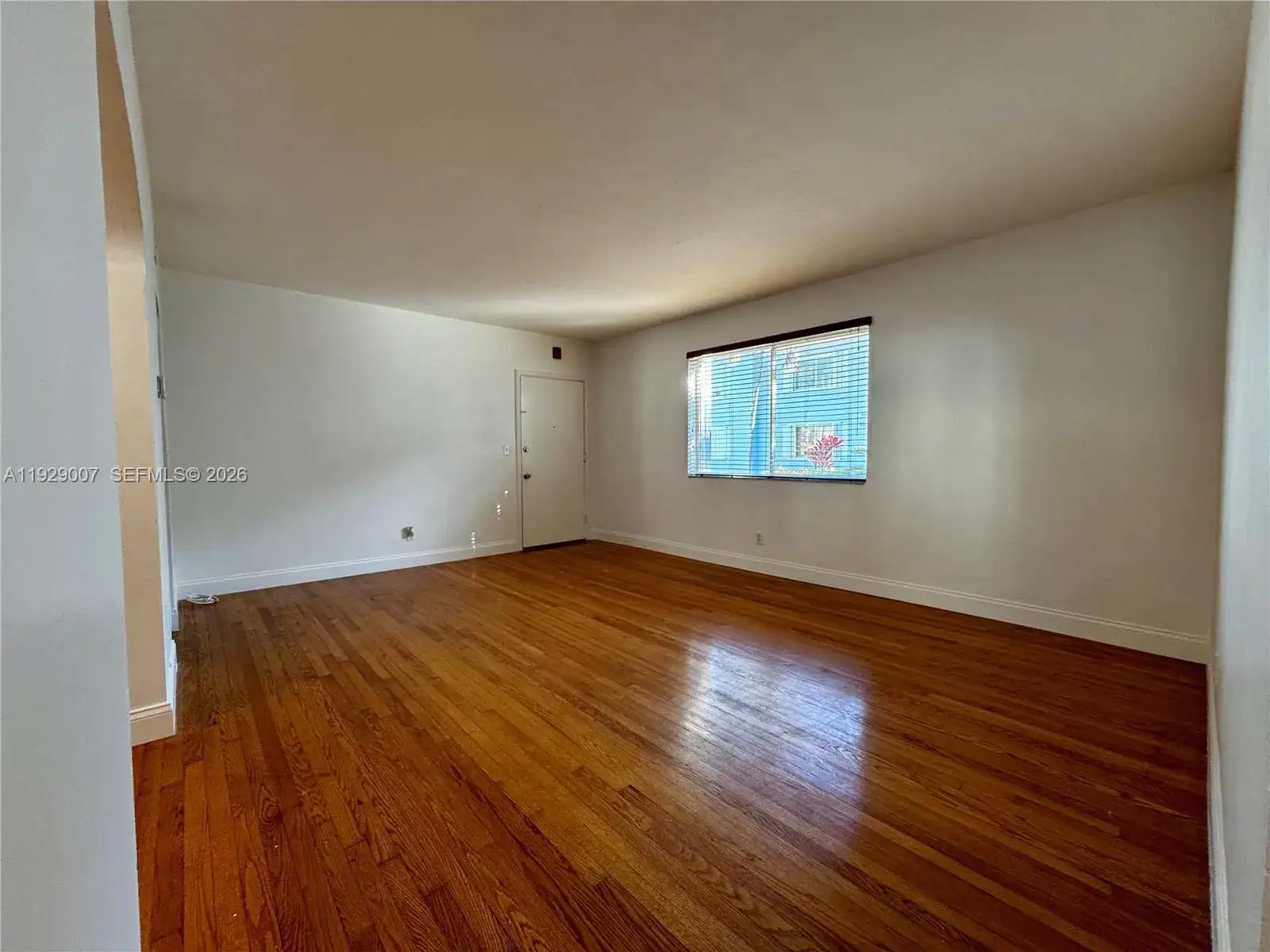 2 bedroom 1 bath Residential Lease for rent at 530 SW 10th St # 1B, Miami FL 33130