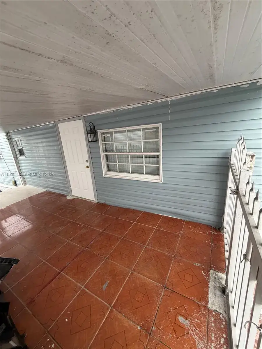1 bedroom 1 bath Residential Lease for rent at 2980 NW 79th St # A, Miami FL 33147