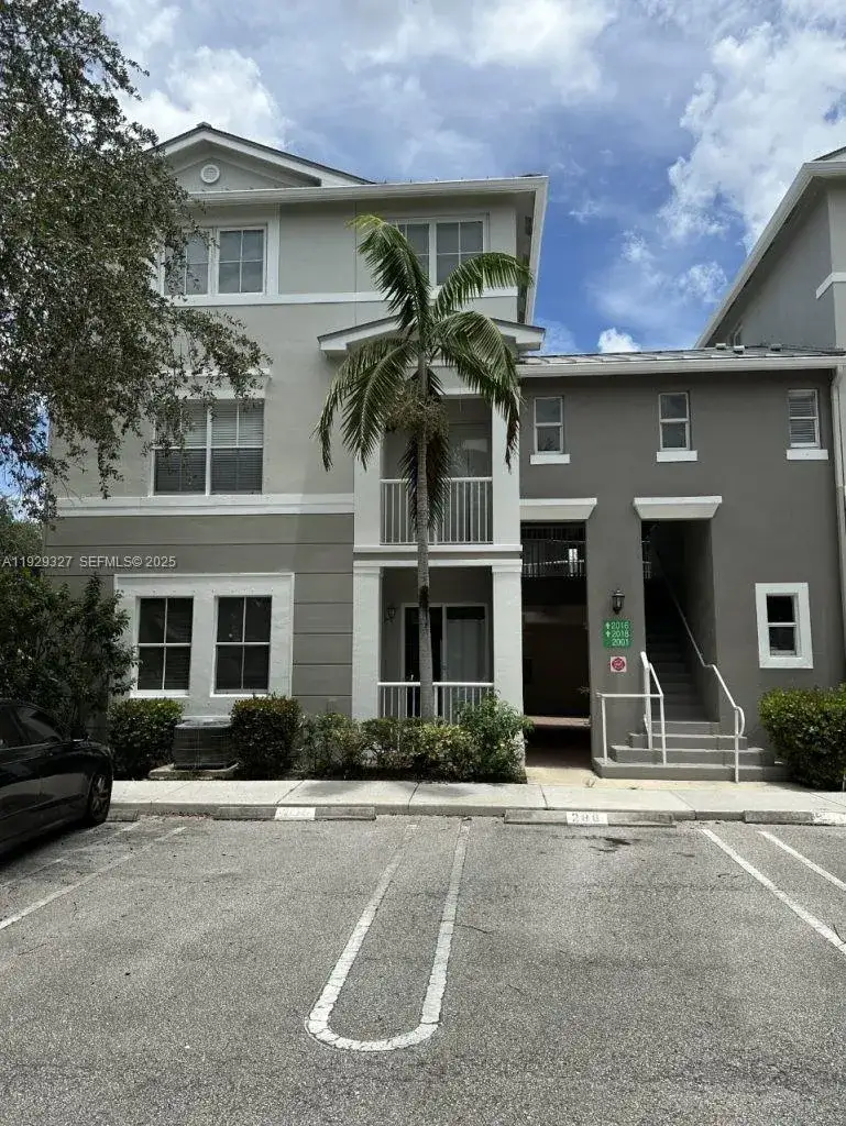 2 bedroom 2 bath Residential for sale at 2016 Shoma Dr # 2016, Royal Palm Beach FL 33414
