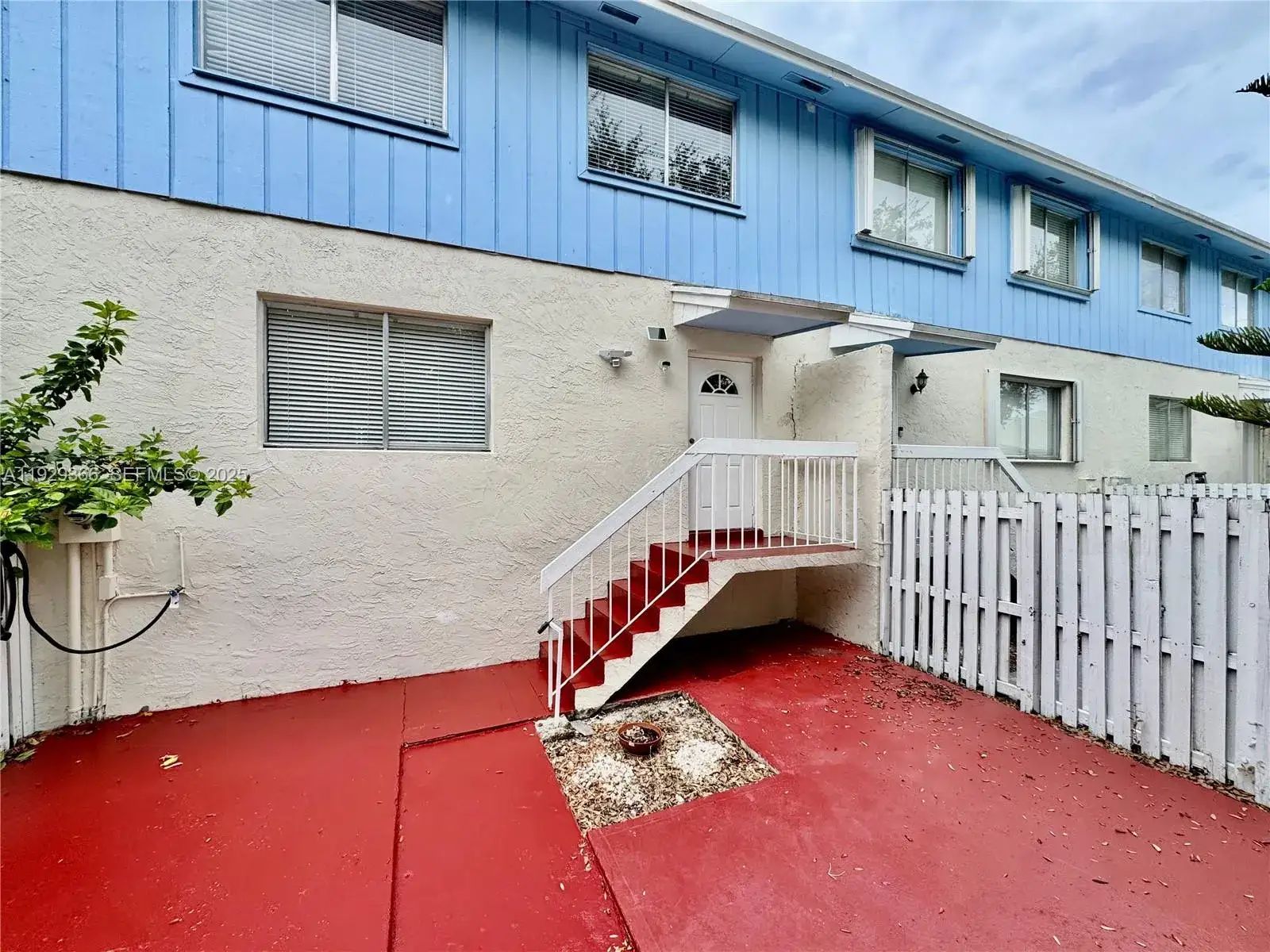 3 bedroom 2 bath Residential for sale at 22205 SW 103rd Ave # 22205, Cutler Bay FL 33190