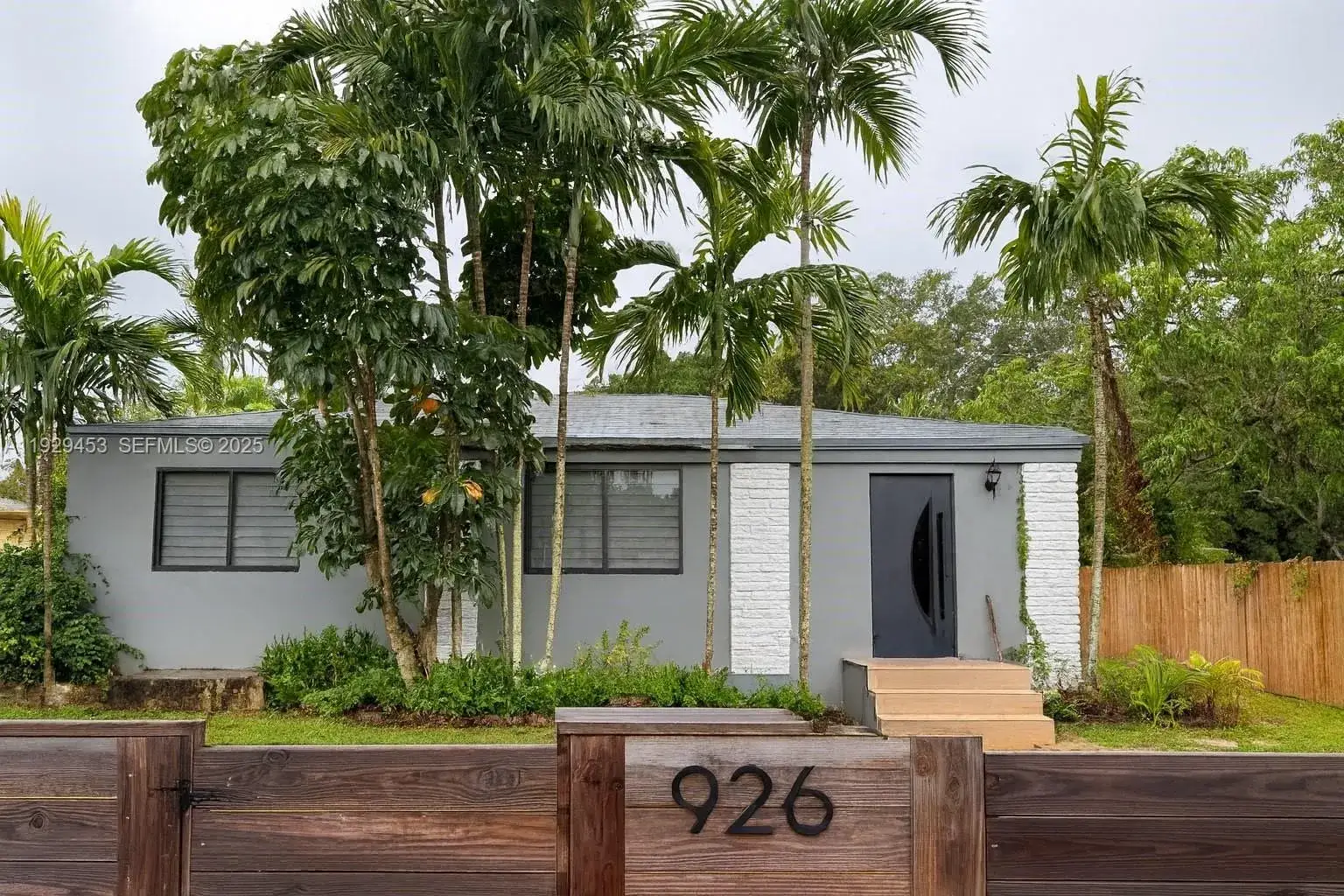 1 bedroom 1 bath Residential Lease for rent at 926 NW 59th St # 3, Miami FL 33127
