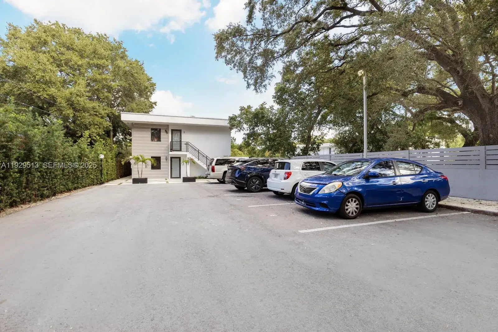 2 bedroom 1 bath Residential Lease for rent at 37 NW 59th St # 4, Miami FL 33127
