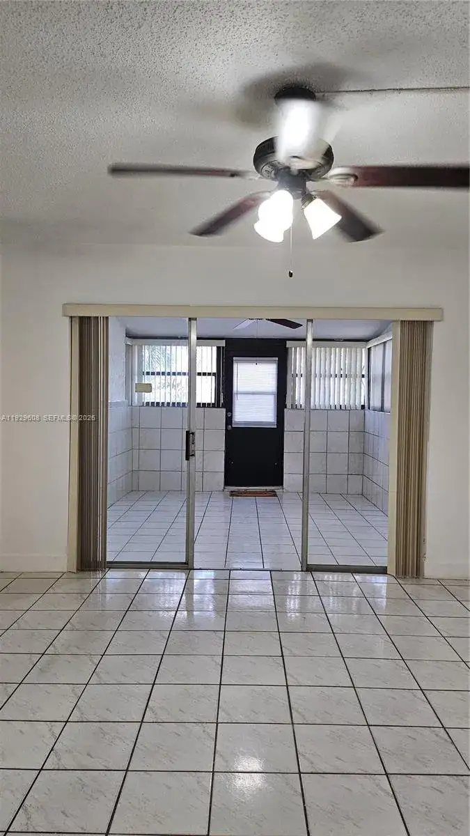 2 bedroom 2 bath Residential for sale at 10641 SW 108th Ave # 1H, Miami FL 33176