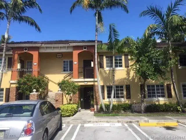 2 bedroom 2 bath Residential for sale at 945 NE 33rd Ter # 203, Homestead FL 33033
