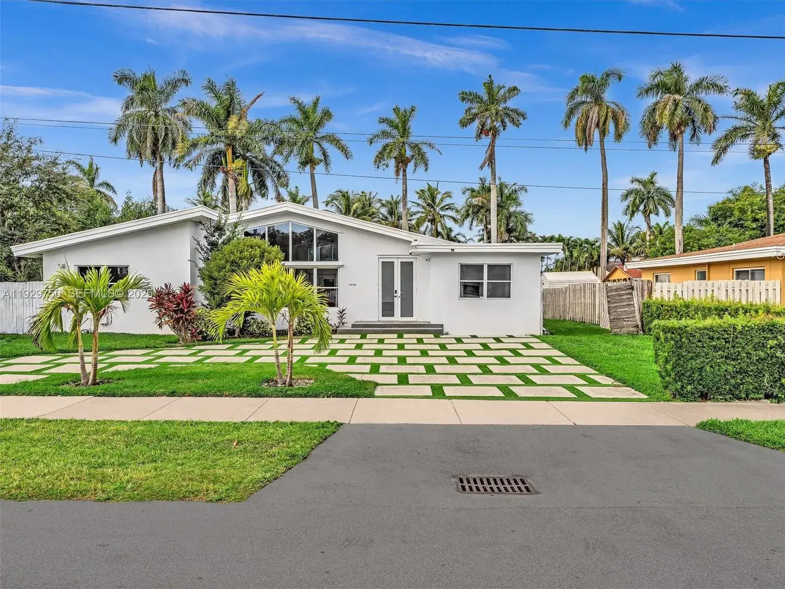 4 bedroom 3 bath Residential Lease for rent at 20120 NE 25th Ct, Miami FL 33180