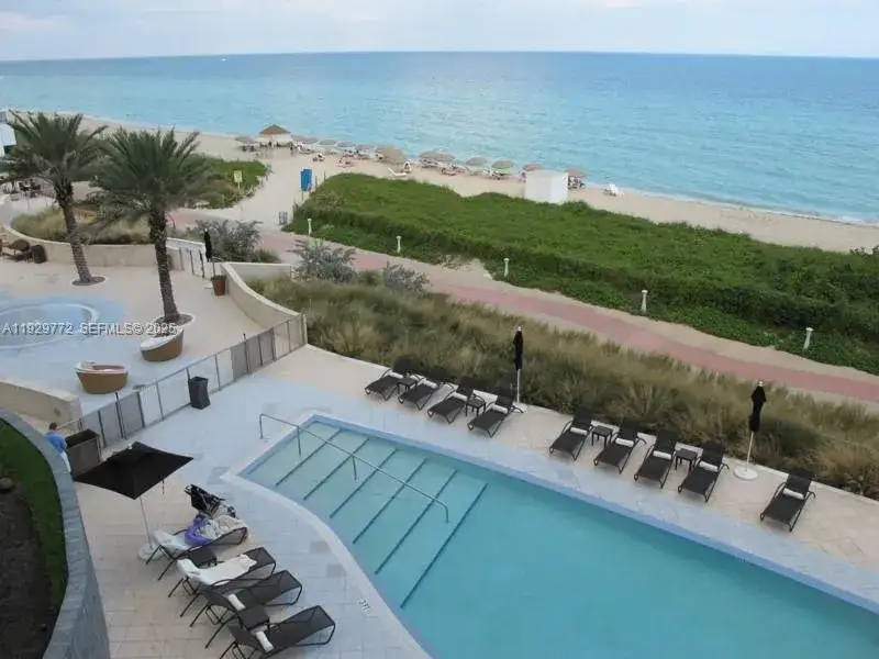 2 bedroom 2 bath Residential Lease for rent at 6801 Collins Ave # 309, Miami Beach FL 33141