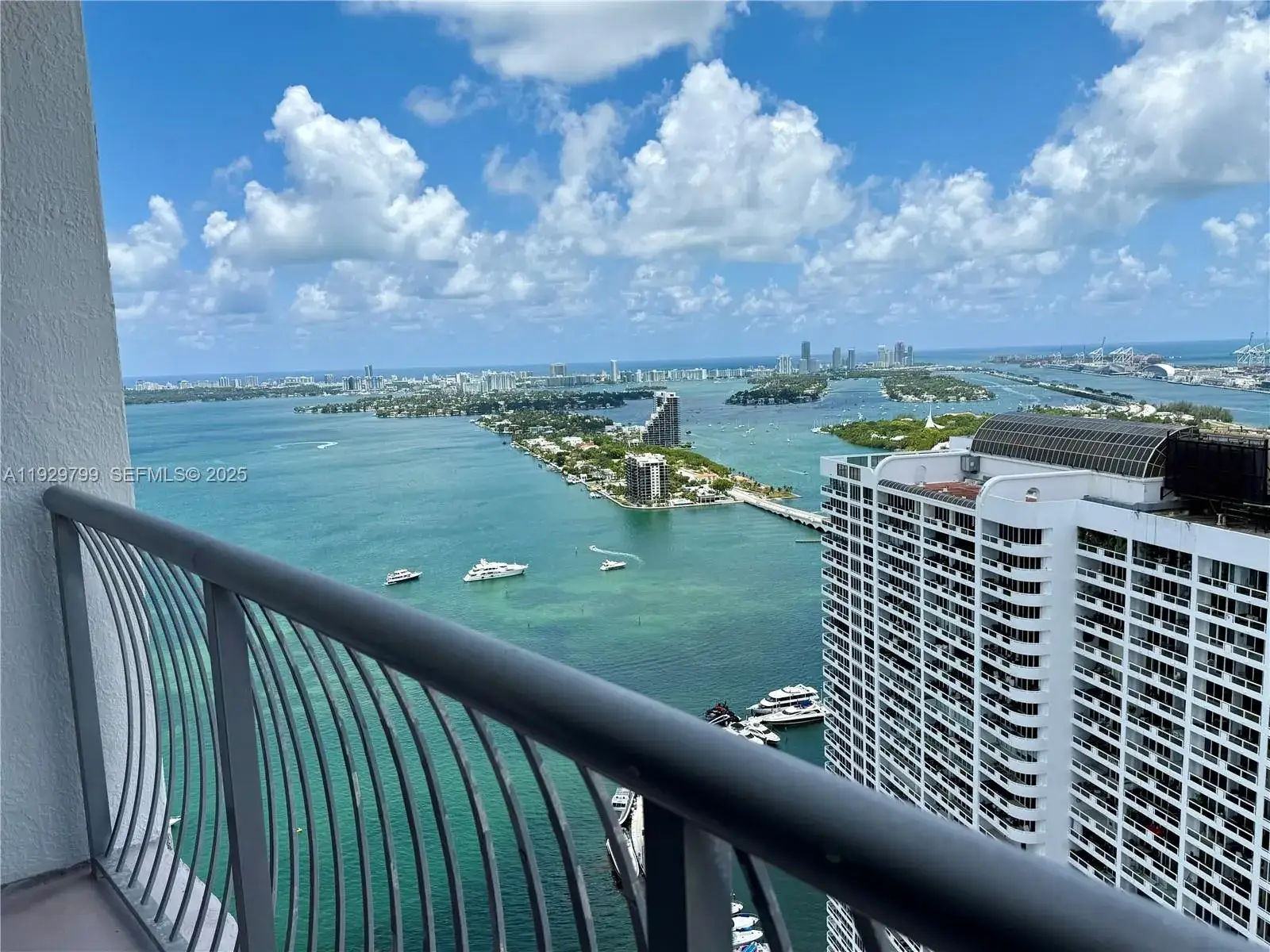 1 bedroom 1 bath Residential for sale at 1750 N Bayshore Dr # 4604, Miami FL 33132