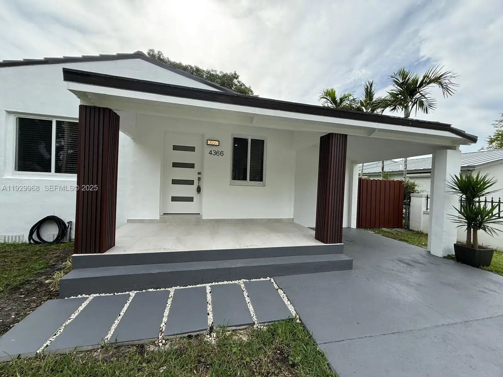 2 bedroom 2 bath Residential for sale at 4366 SW 5th Ter, Miami FL 33134