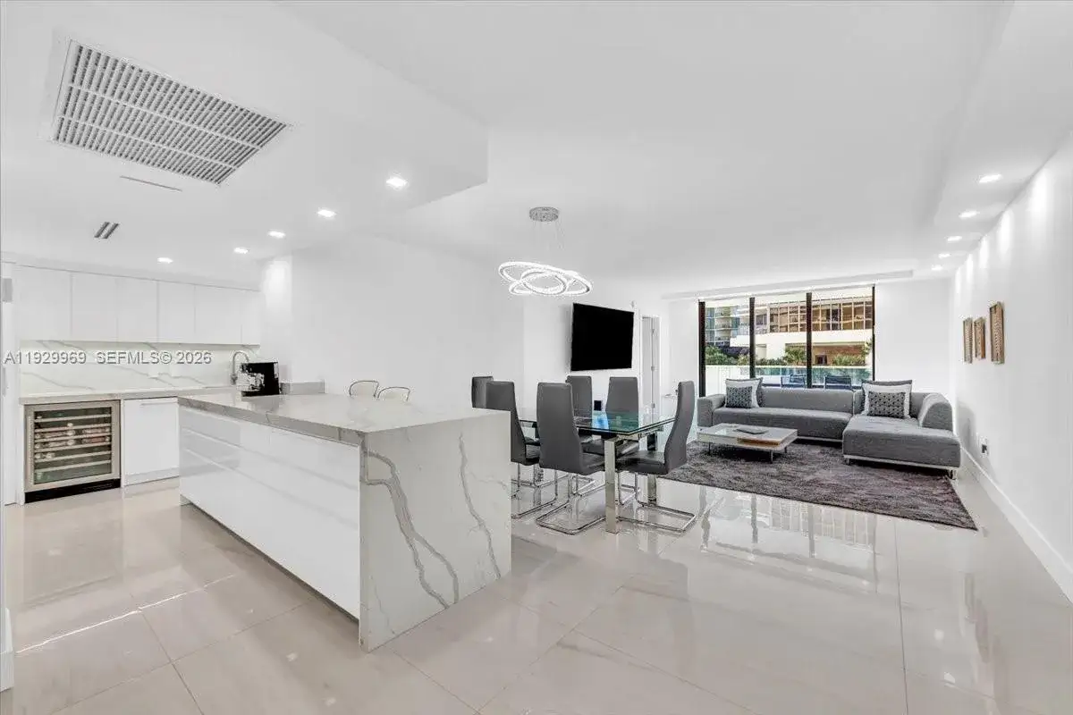 3 bedroom 2 bath Residential for sale at 9801 Collins Ave # 5U, Bal Harbour FL 33154