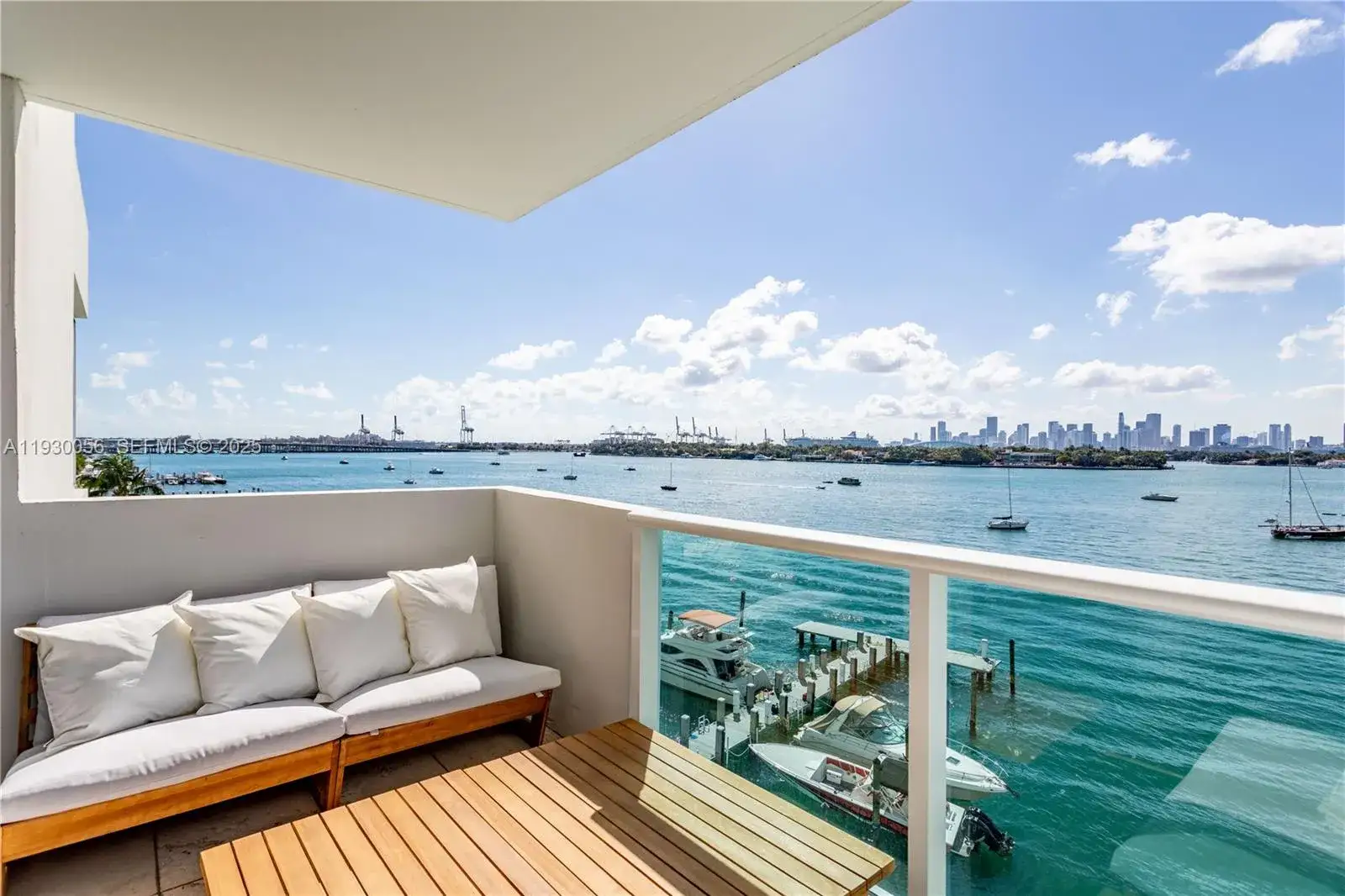 2 bedroom 2 bath Residential Lease for rent at 1200 West Ave # 526, Miami Beach FL 33139