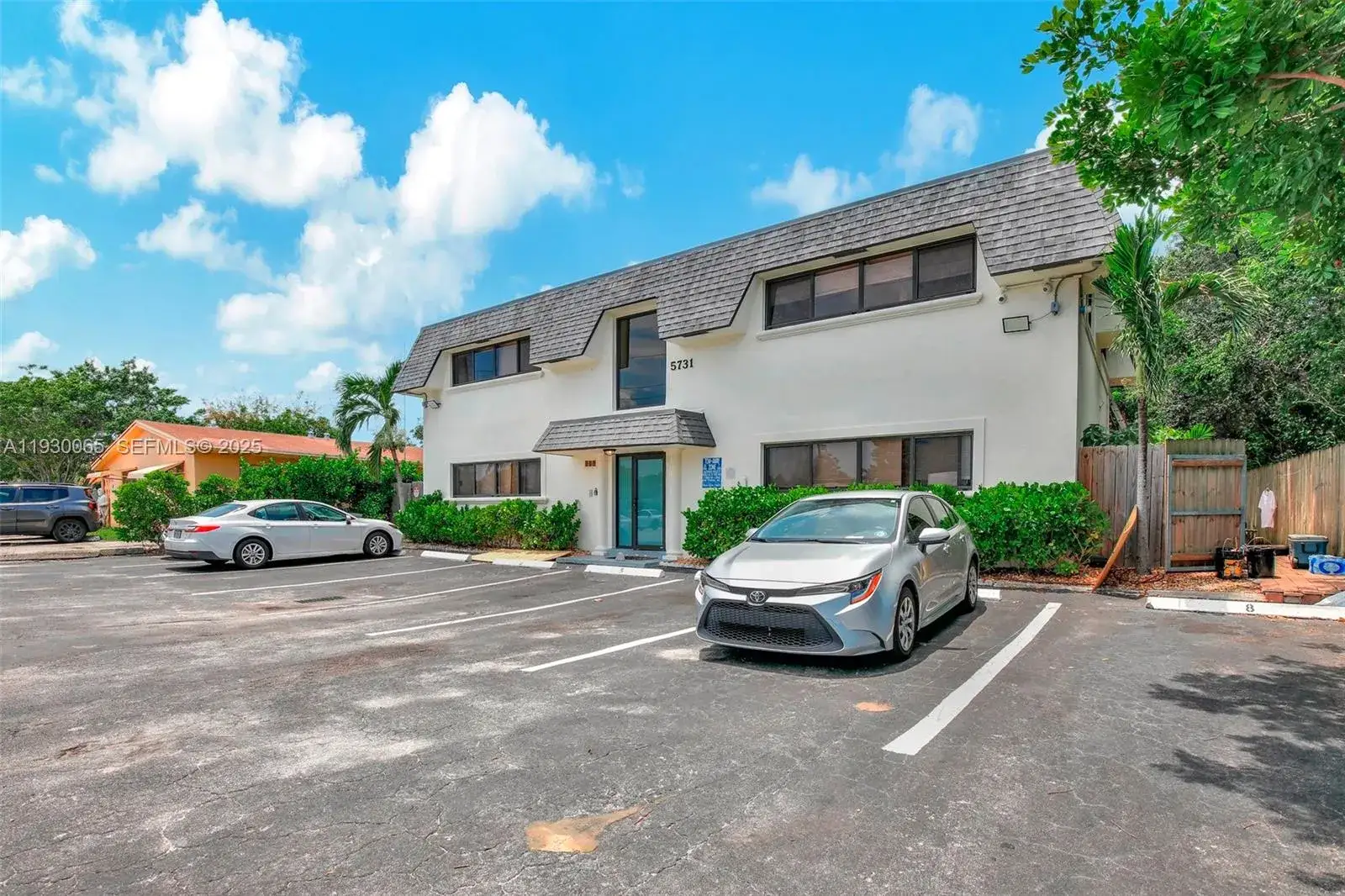 1 bedroom 1 bath Residential Lease for rent at 5731 NE 18 TH AVE # 4, Fort Lauderdale FL 33334
