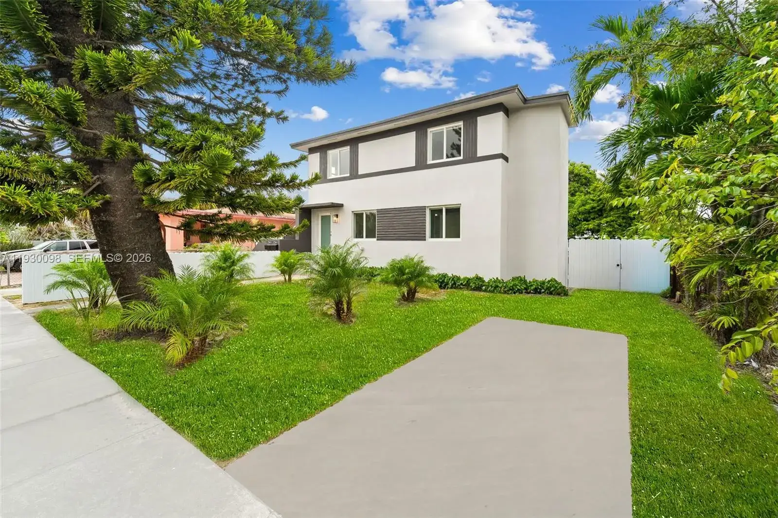 3 bedroom 1 bath Residential Lease for rent at 2361 NW 15th St # 2361, Miami FL 33125