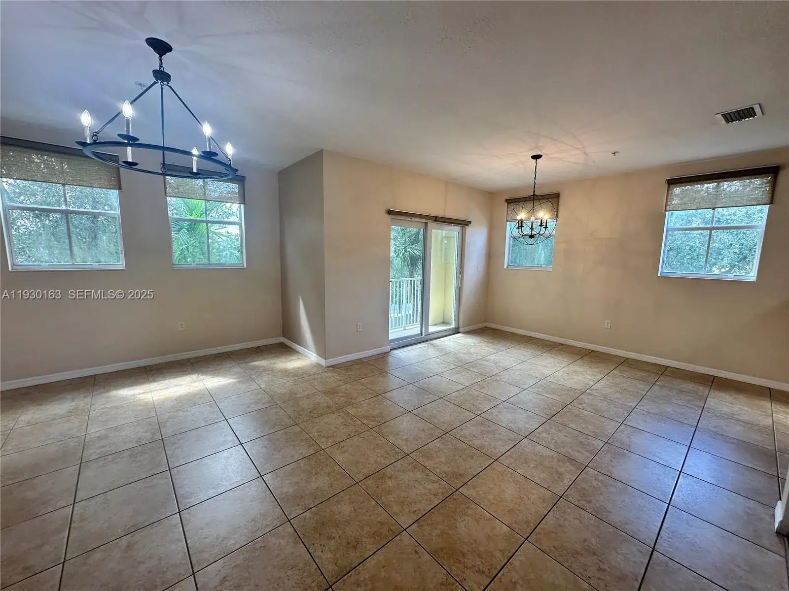 2 bedroom 2 bath Residential Lease for rent at 10800 NW 88th Ter # 218, Doral FL 33178