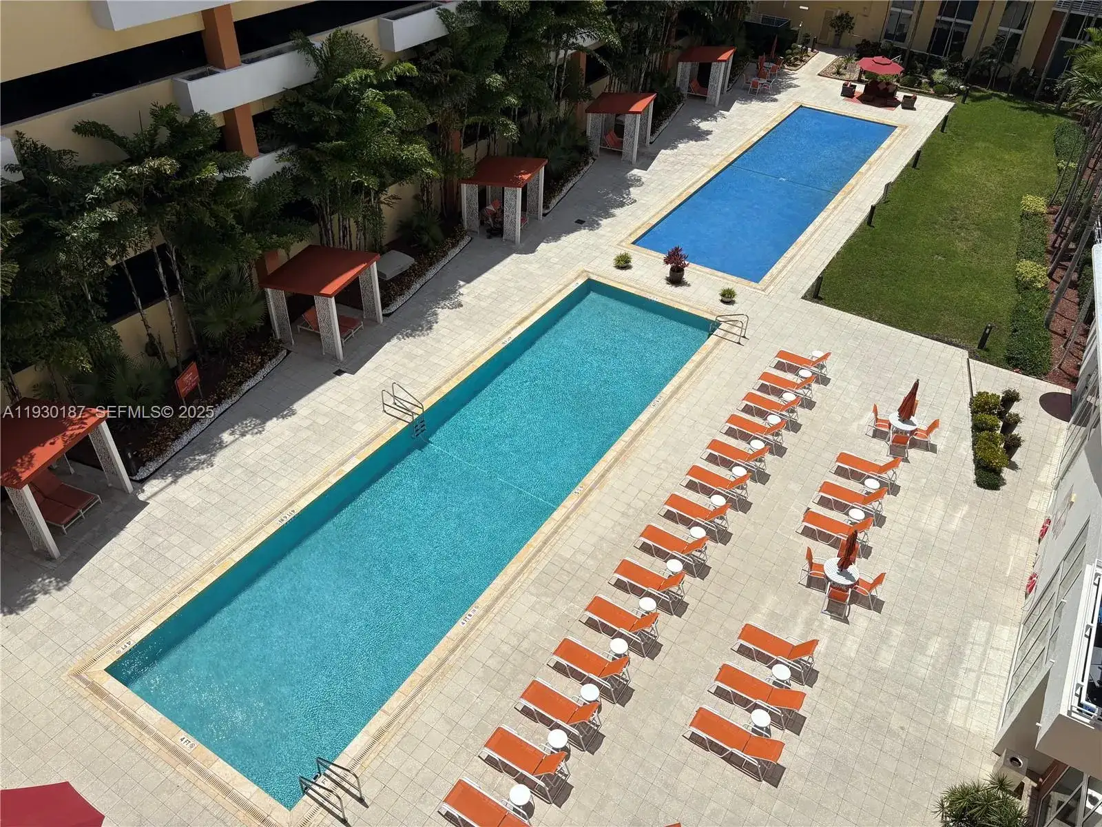 1 bedroom 1 bath Residential for sale at 2775 NE 187 St # 628, Aventura FL 33180