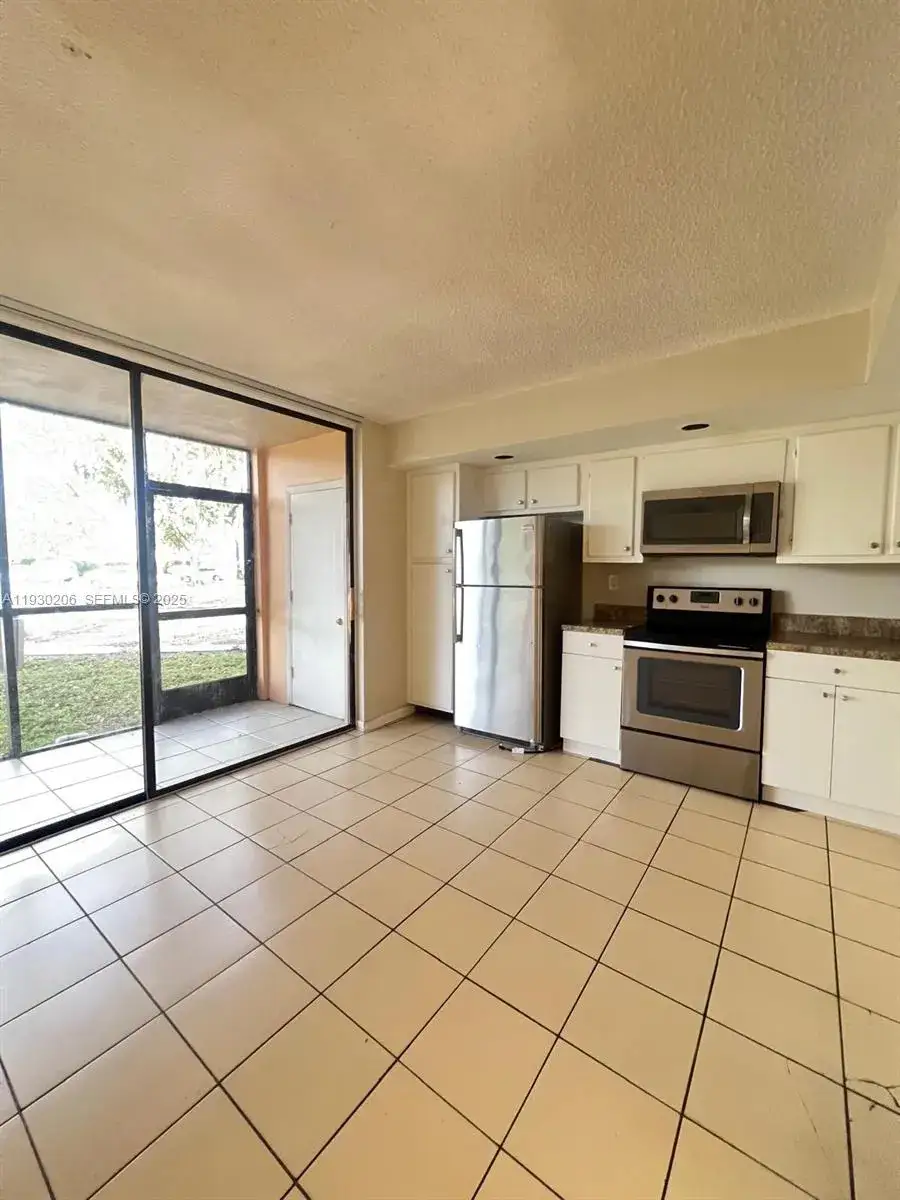3 bedroom 2 bath Residential Lease for rent at 8600 SW 133rd Ave Rd # 107, Miami FL 33183