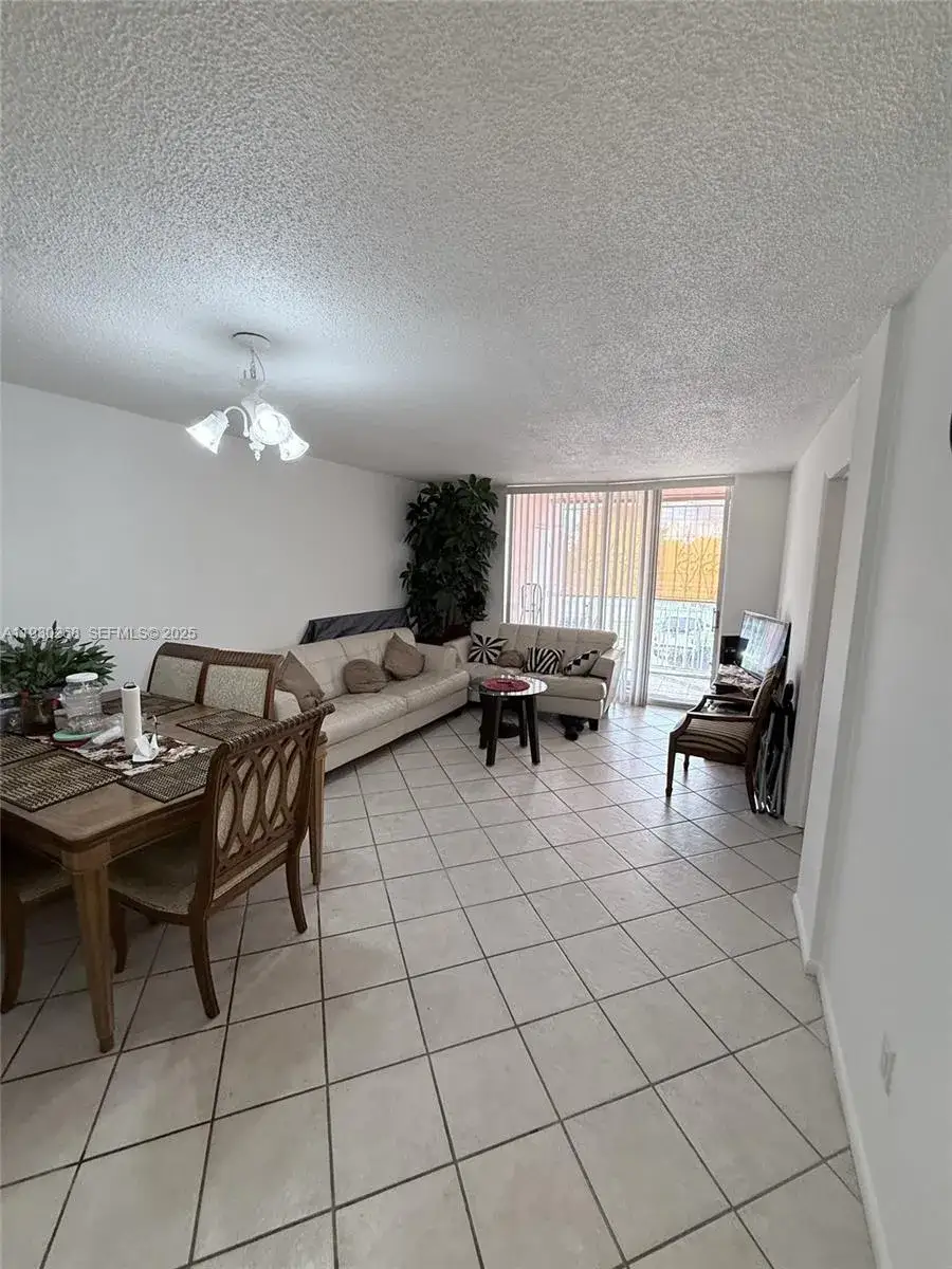 2 bedroom 2 bath Residential for sale at 19715 SW 114th Ave # 258, Miami FL 33157