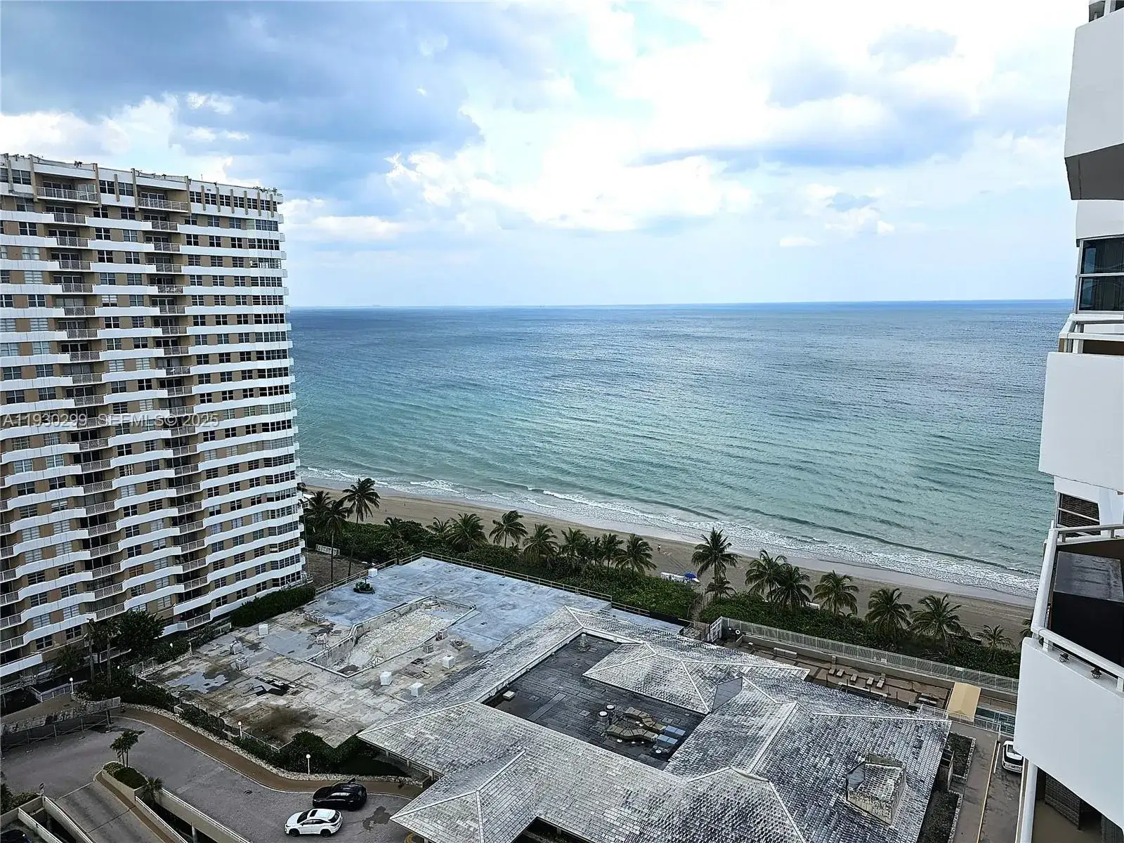 1 bedroom 1 bath Residential Lease for rent at 1980 S Ocean Dr # 18B, Hallandale Beach FL 33009