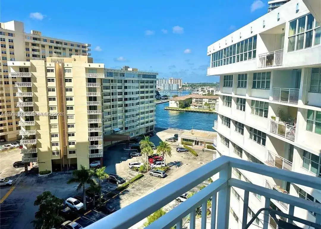 1 bedroom 1 bath Residential Lease for rent at 1801 S Ocean Dr # 741, Hallandale Beach FL 33009