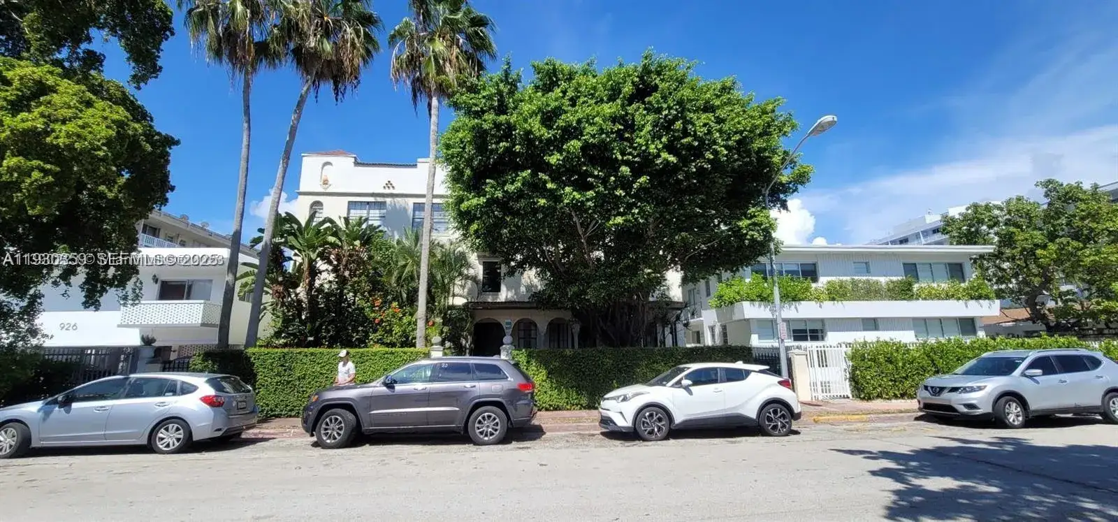 1 bedroom 1 bath Residential for sale at 934 Michigan Ave # 302, Miami Beach FL 33139