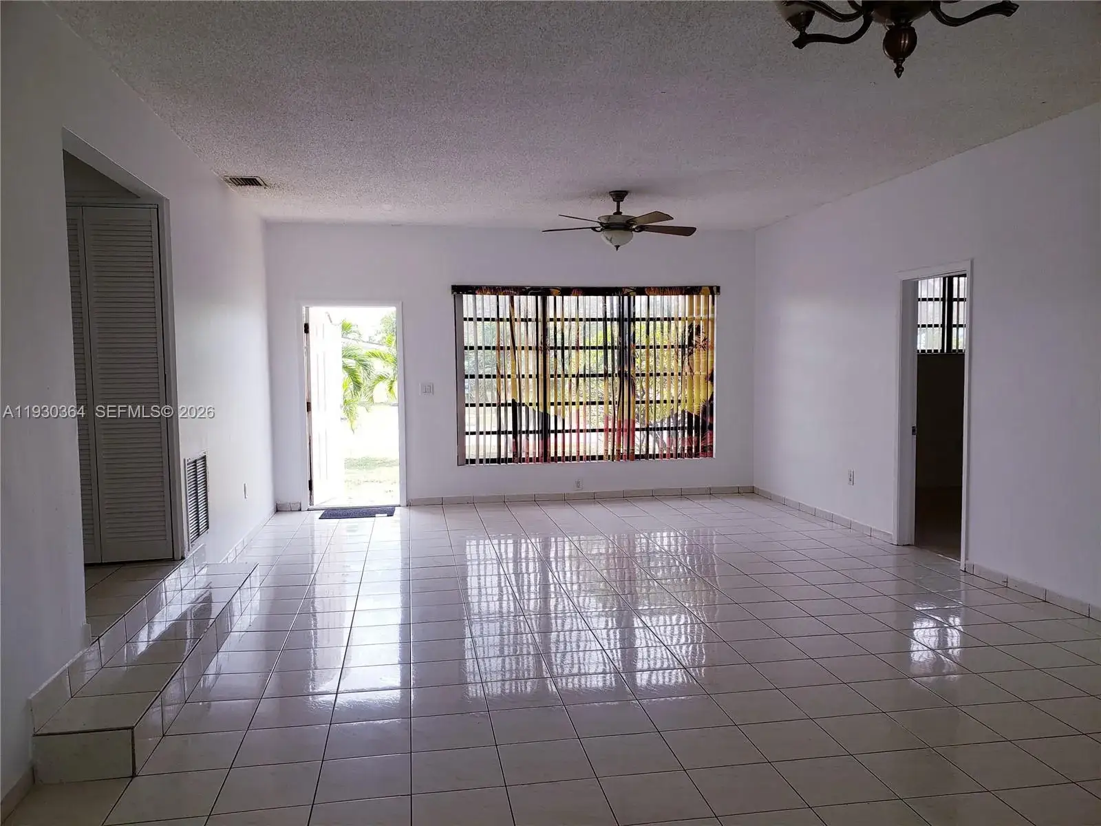 4 bedroom 2 bath Residential Lease for rent at 1121 NE 199th St, Miami FL 33179