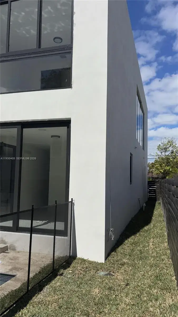 4 bedroom 4 bath Residential for sale at 2484 SW 18th St, Miami FL 33145