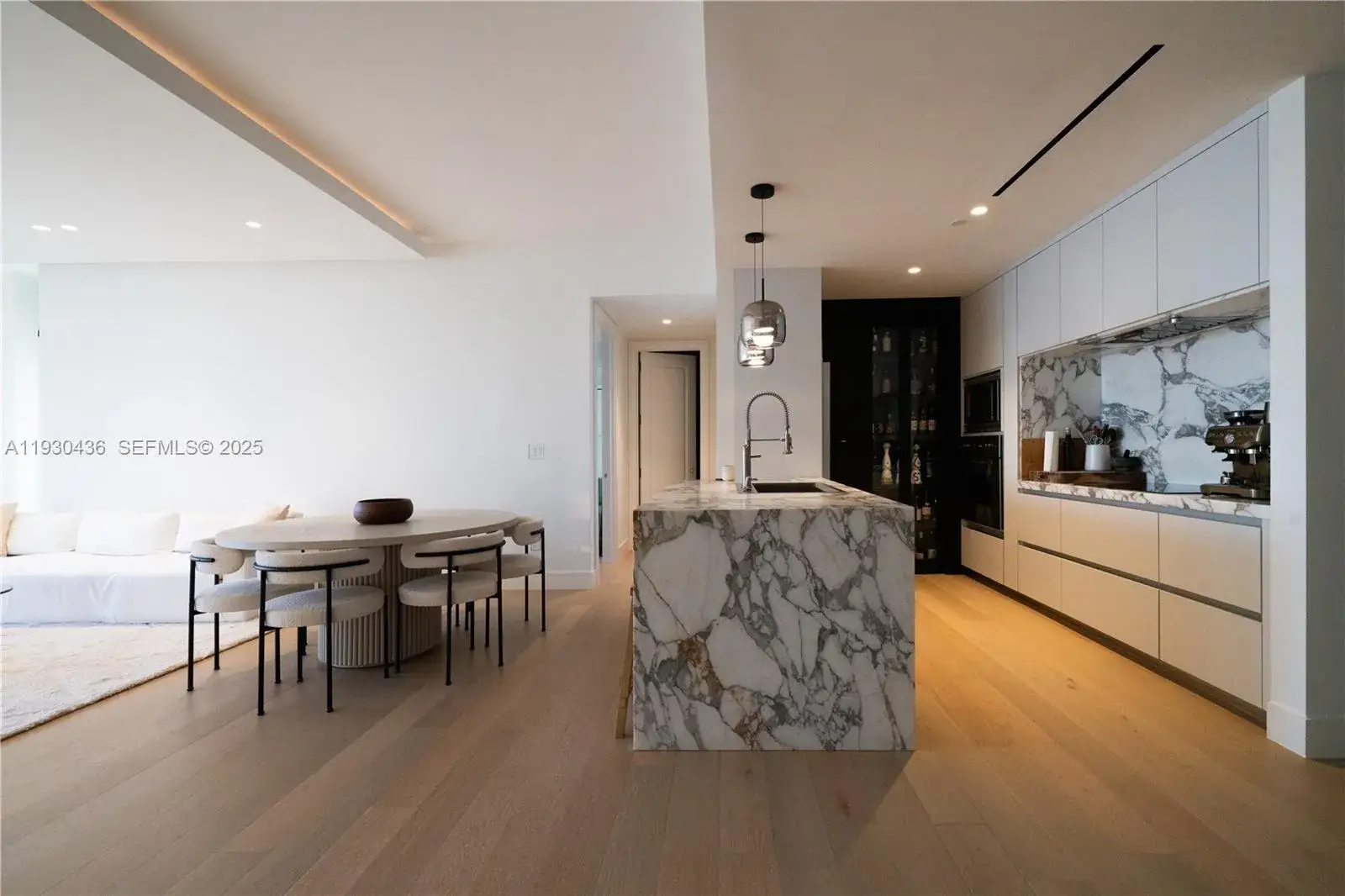 2 bedroom 2 bath Residential for sale at 1425 Brickell Ave # 57A, Miami FL 33131