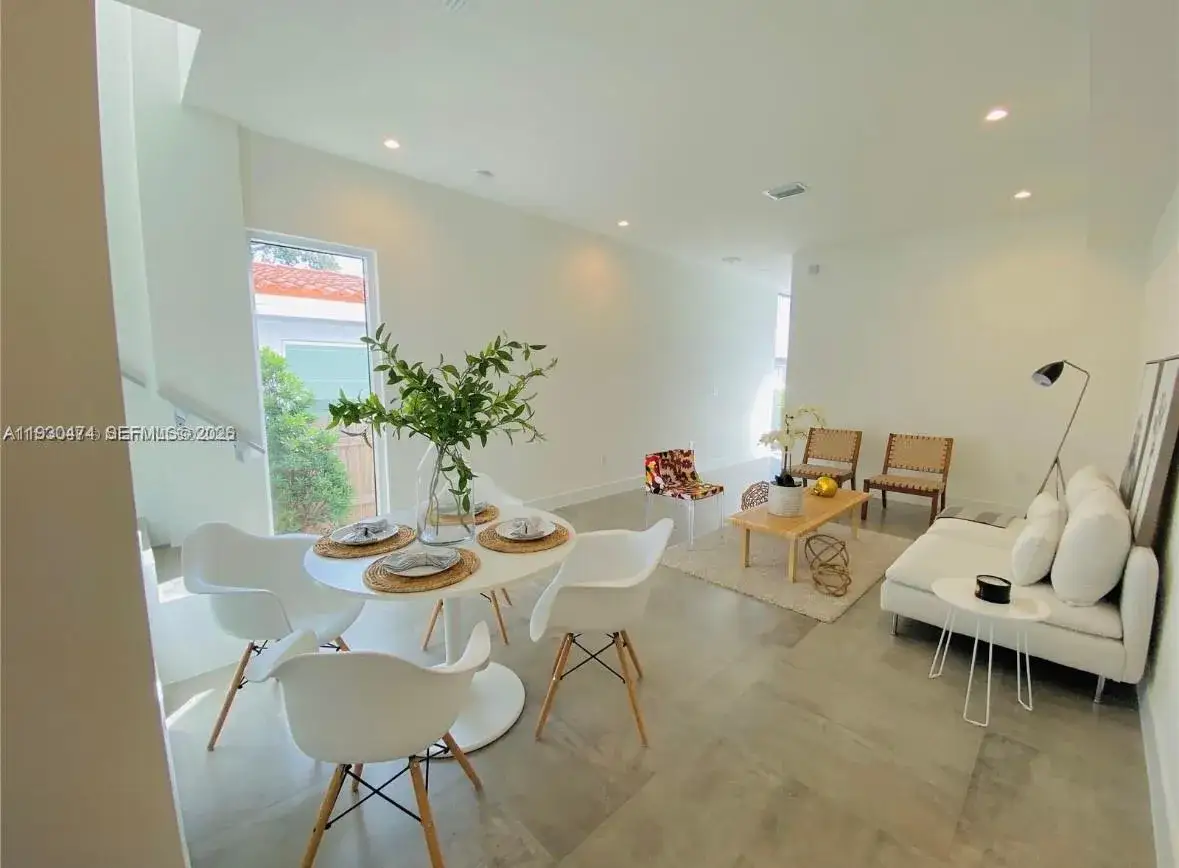 3 bedroom 3 bath Residential Lease for rent at 3653 SW 25th St # 3653, Miami FL 33133