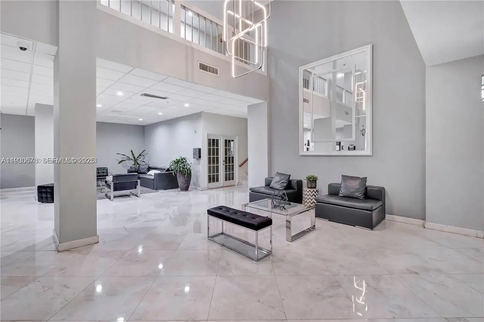 1 bedroom 1 bath Residential for sale at 2780 NE 183rd St # 2011, Aventura FL 33160