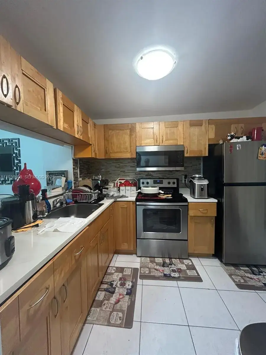 2 bedroom 2 bath Residential for sale at 19771 SW 114th Ave # 329, Miami FL 33157