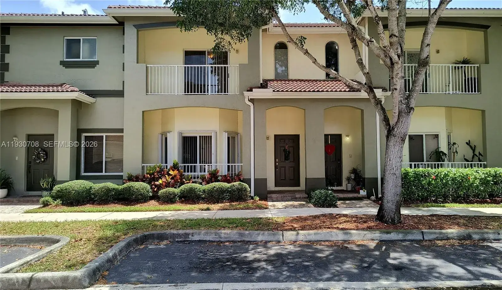 2 bedroom 2 bath Residential for sale at 2452 SE 19th Ct, Homestead FL 33035