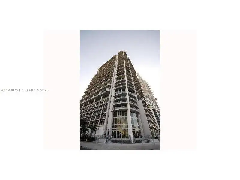 1 bath Residential Lease for rent at 690 SW 1st Ct # 1727, Miami FL 33130