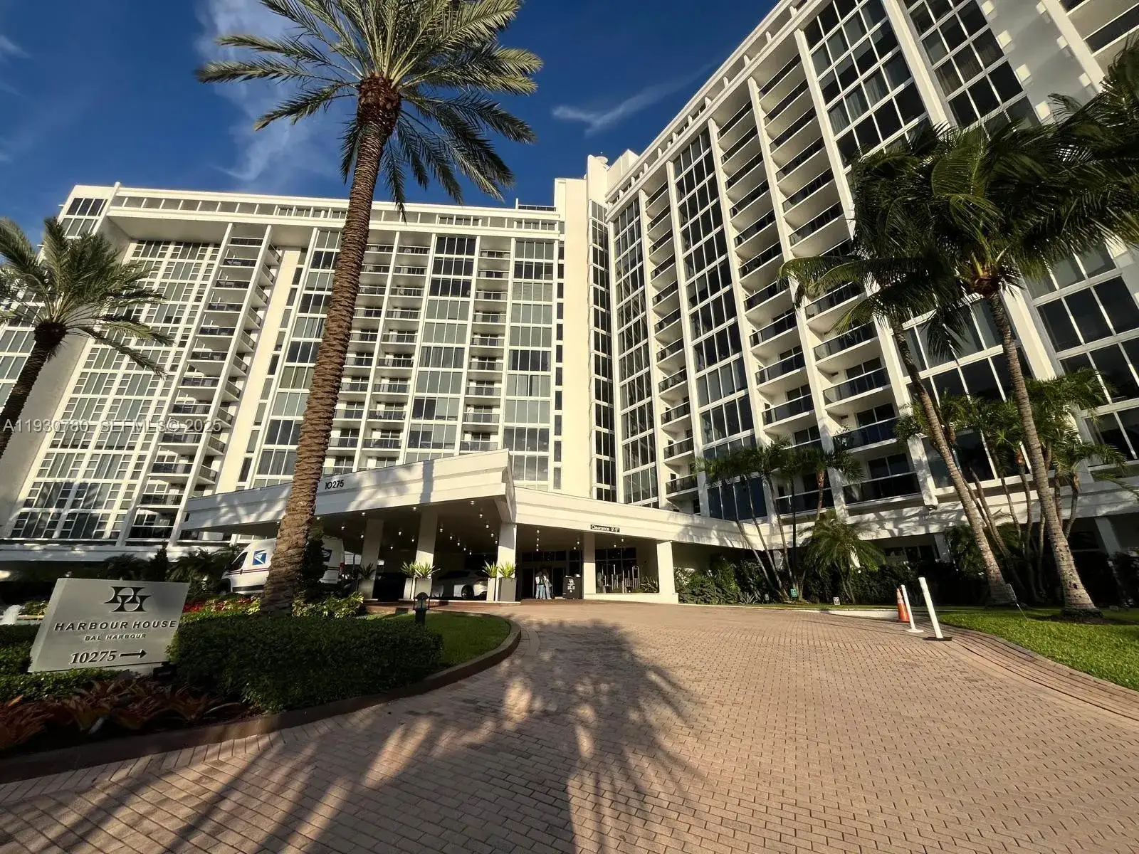 1 bath Residential Lease for rent at 10275 Collins Ave # 904, Bal Harbour FL 33154
