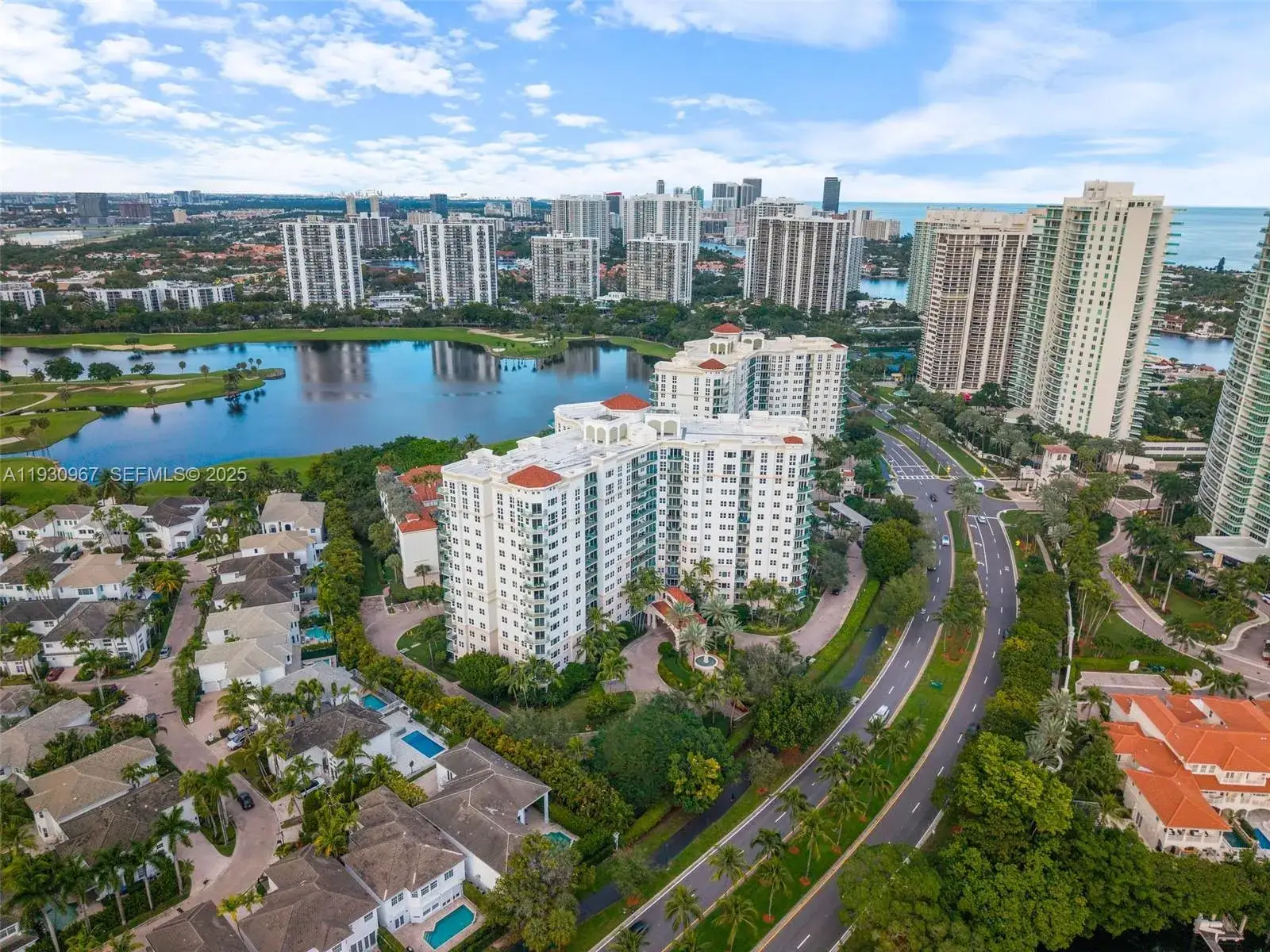 2 bedroom 2 bath Residential for sale at 19900 E Country Club Dr # 616, Aventura FL 33180
