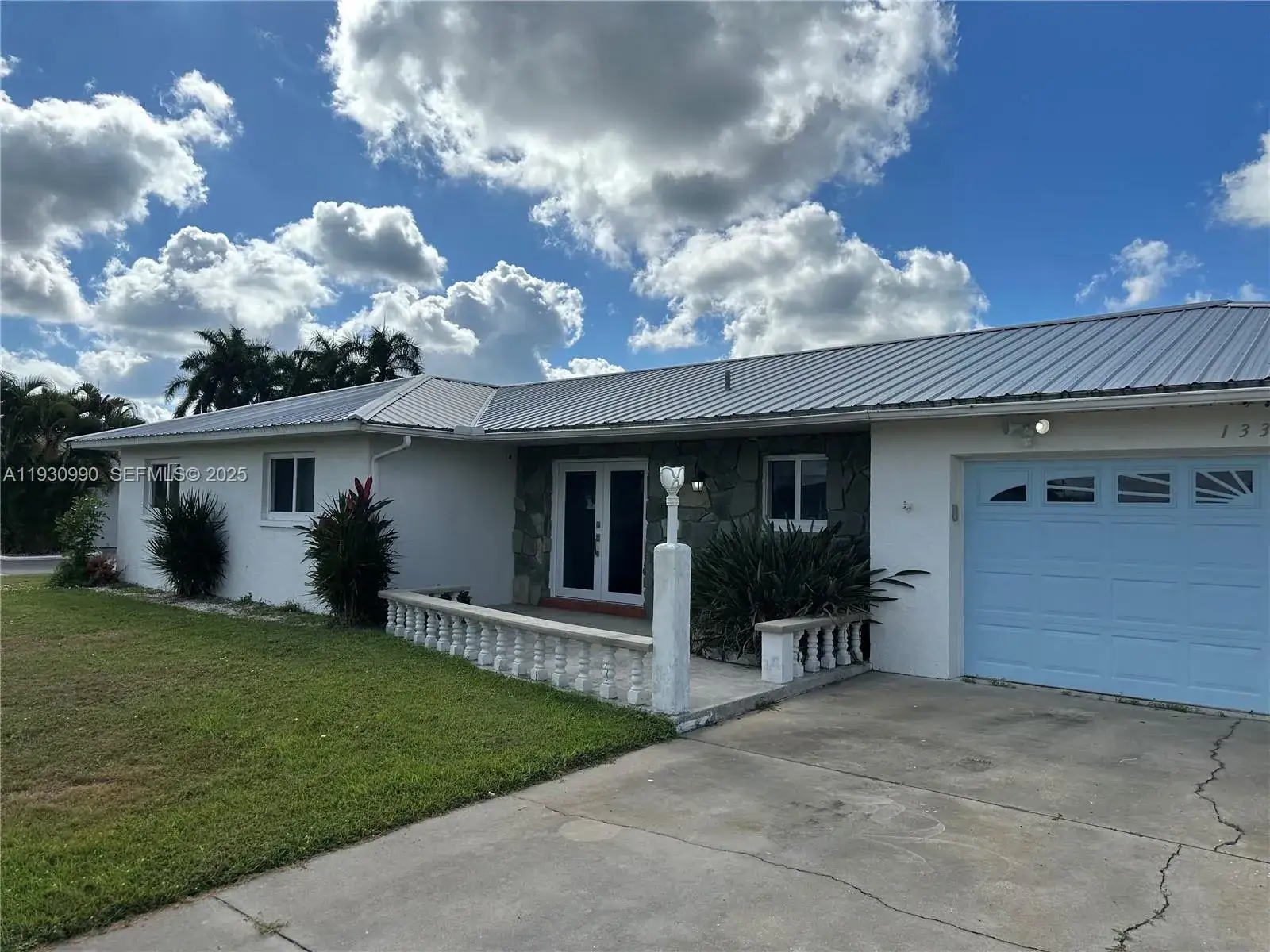 3 bedroom 2 bath Residential for sale at 13319 MARQUETTE BLVD, Fort Myers FL 33905