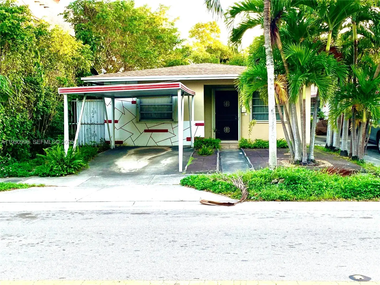 2 bedroom 1 bath Residential Lease for rent at 2814 SW 7th St # 2814, Miami FL 33135