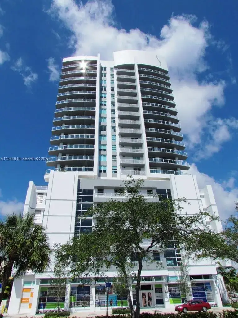 2 bedroom 2 bath Residential Lease for rent at 315 NE 3rd Ave # 2005, Fort Lauderdale FL 33301