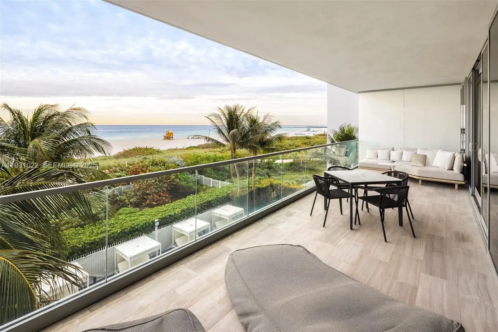 3 bedroom 3 bath Residential for sale at 321 Ocean Dr # 301, Miami Beach FL 33139