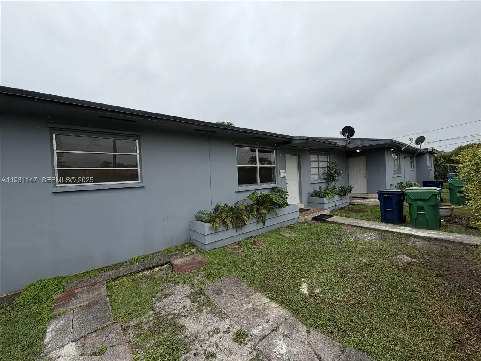 Residential Income for sale at 7200 SW 22nd St, Miami FL 33155