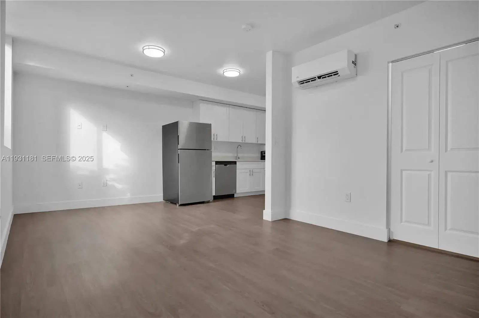 1 bath Residential Lease for rent at 1620 NW 18th St # 304, Miami FL 33125