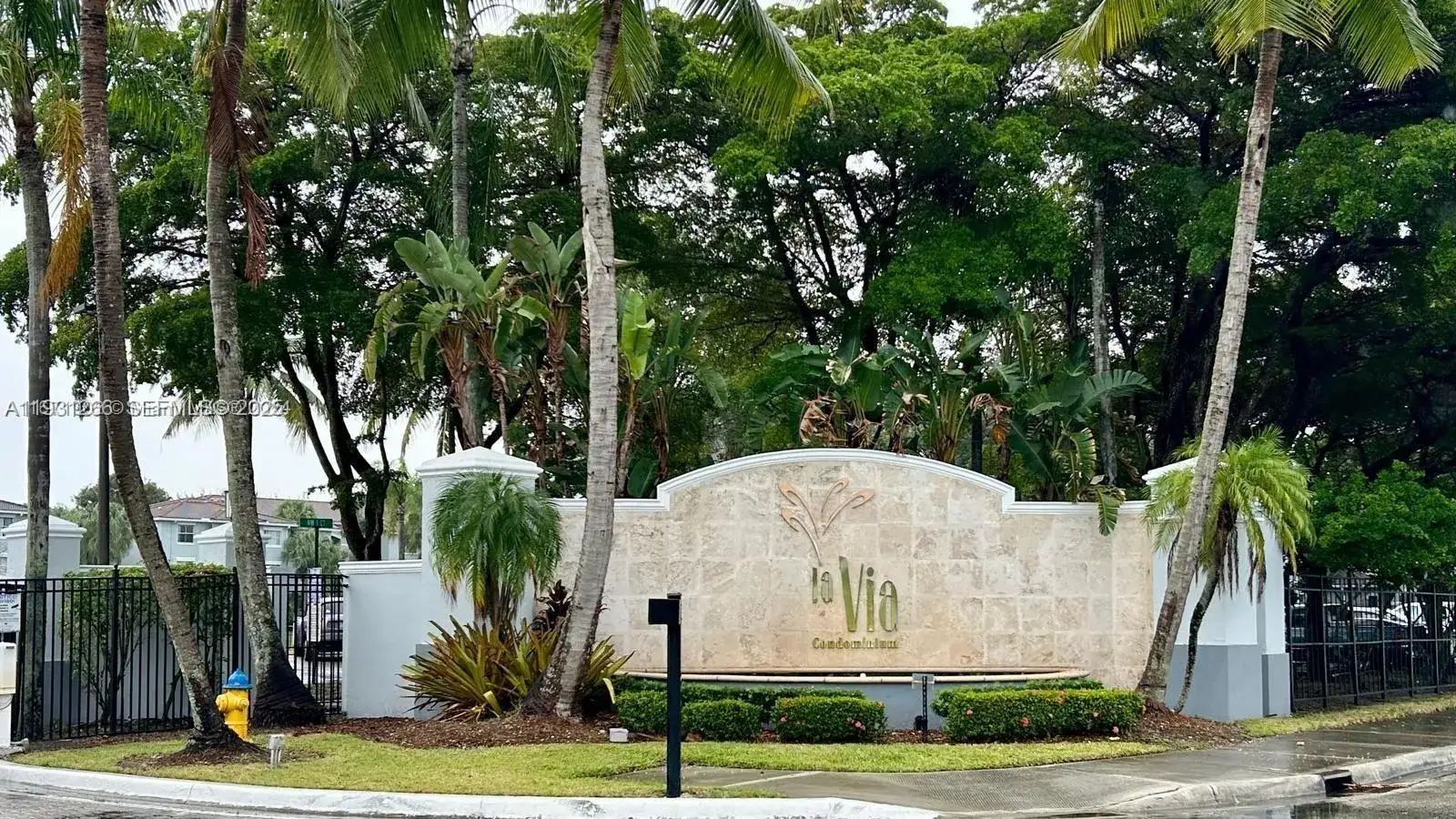 2 bedroom 2 bath Residential Lease for rent at 155 NW 96th Ter # 201, Pembroke Pines FL 33024