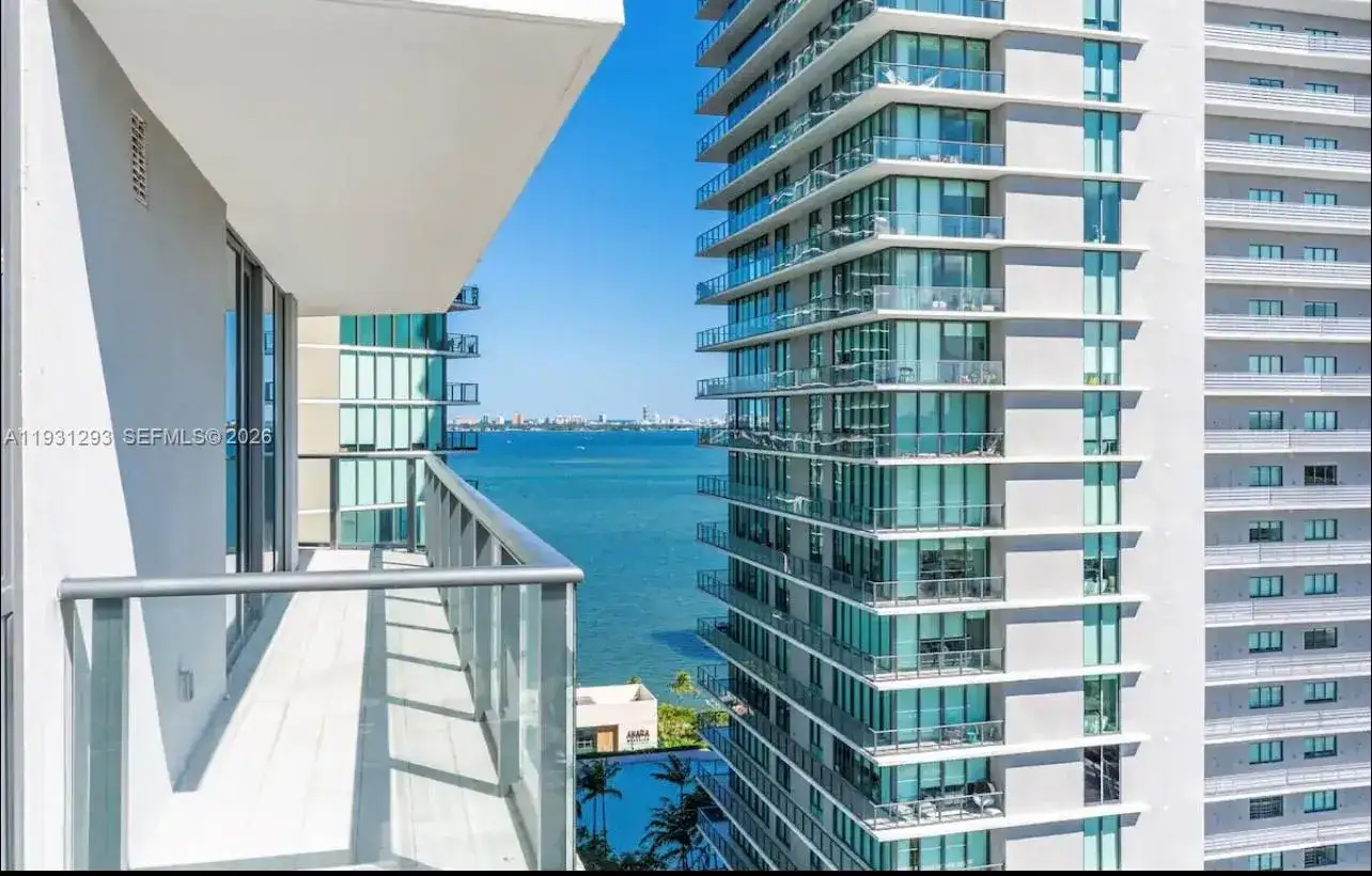 1 bedroom 1 bath Residential Lease for rent at 501 NE 31st St # 1607, Miami FL 33137