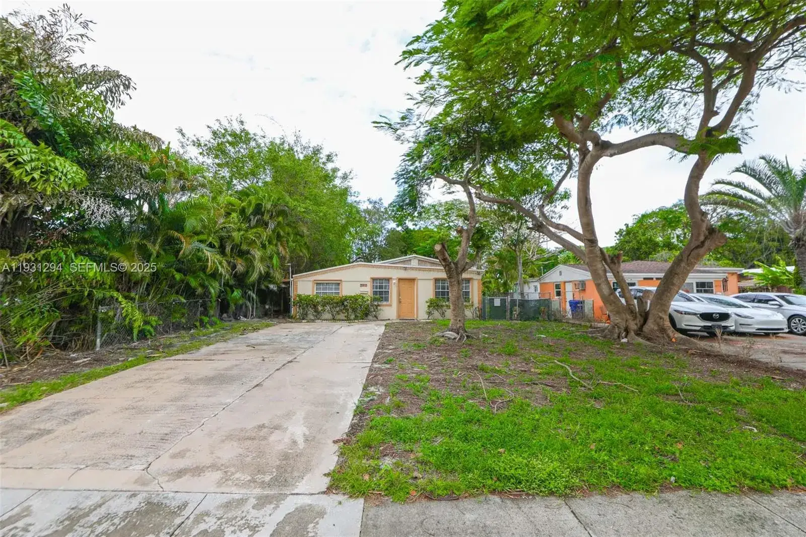 3 bedroom 2 bath Residential for sale at 2063 NE 173rd St, North Miami Beach FL 33162
