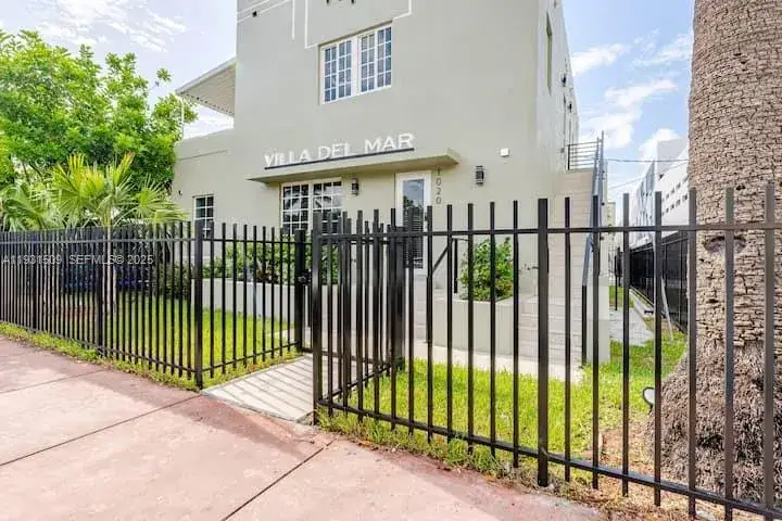 Residential Income for sale at 1020 6th St, Miami Beach FL 33139