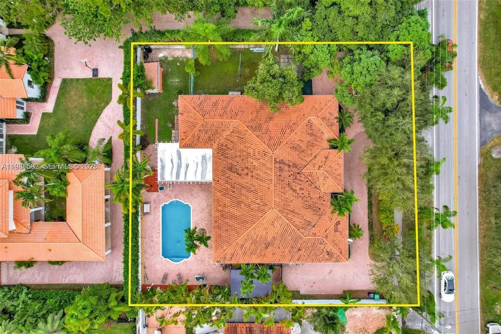5 bedroom 4 bath Residential Lease for rent at 5750 SW 67th Ave # 5750, Miami FL 33143